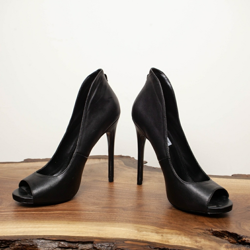 Steve Madden Peep Toe Stilettos size 8